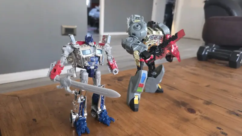 Transformers set Grimlock y Silver Knight Prime - 2