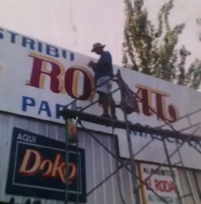 Letreros  publicitarios - miniatura 2