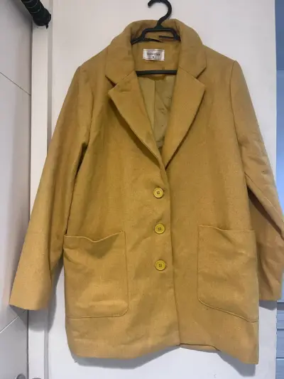 Abrigo amarillo mostaza - miniatura 1