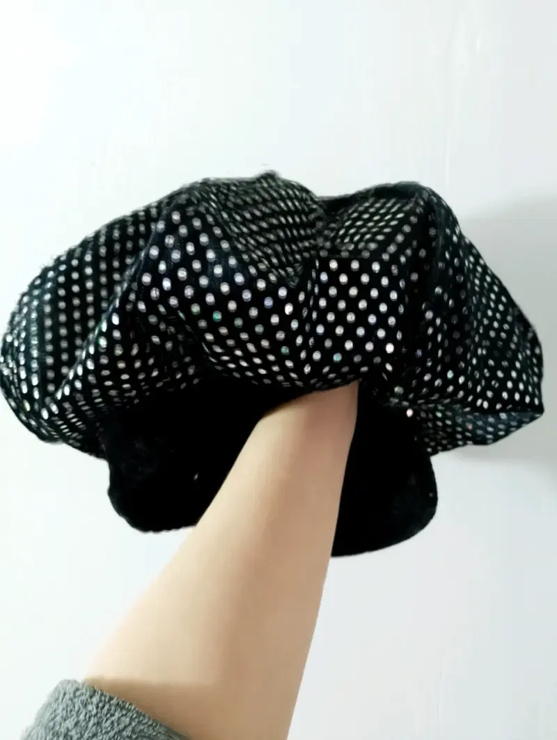 Boina negra con lentejuelas - 3