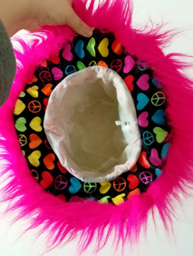 Sombrero psicodélico con plumas - 2