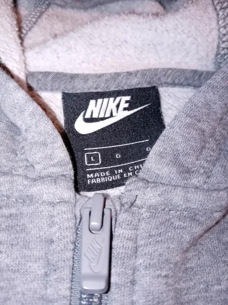 Polerón gris Nike original con capucha - 2
