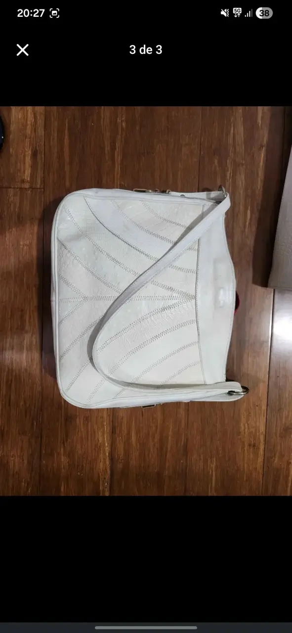 Bolso blanco estilo chic