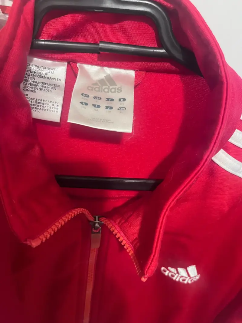 Chaqueta deportiva roja adidas - 2