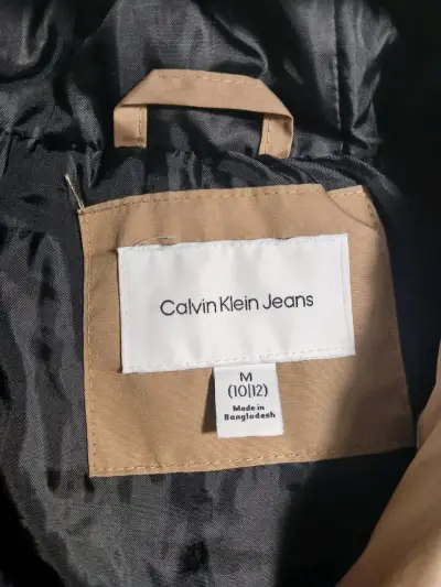 Parka hibrida Calvin Klein beige y negra - miniatura 2