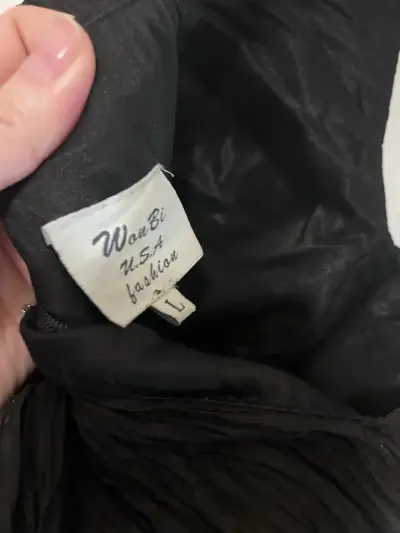Vestido negro plisado - miniatura 4