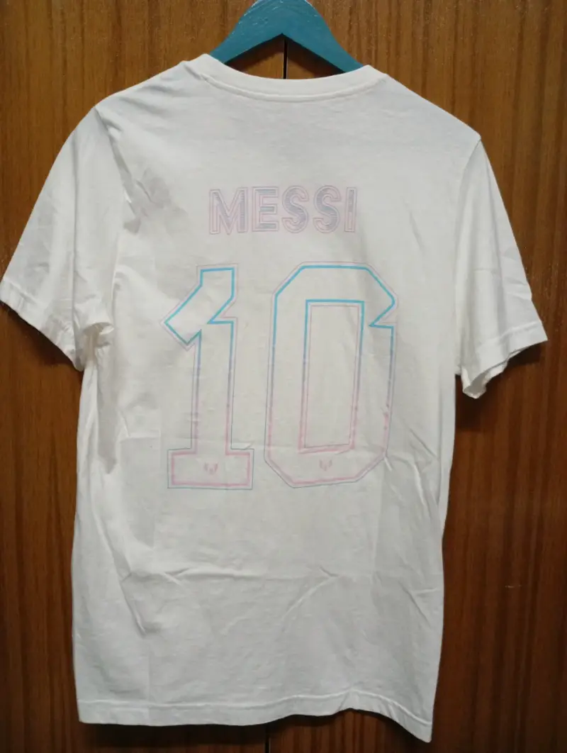 Polera línea Messi N° 10, blanca Adidas con logo - 3