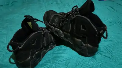 Zapatillas deportivas negras - miniatura 1