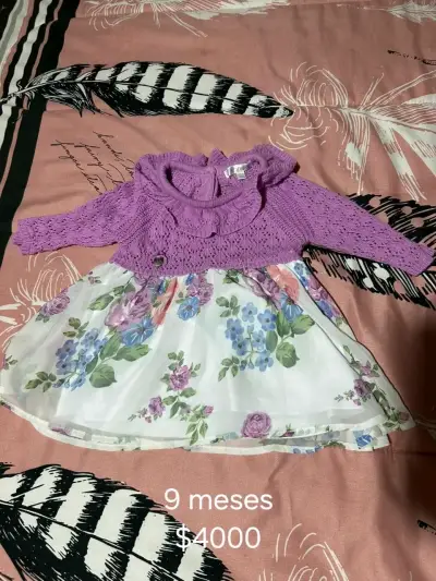 Vendo ropa de bebé niña - miniatura 2