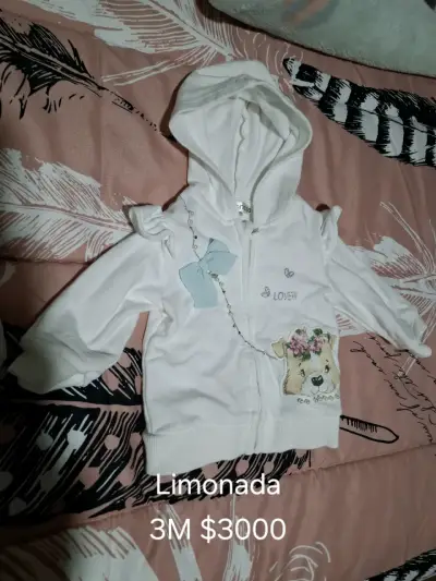 Vendo ropa de bebé niña - miniatura 2