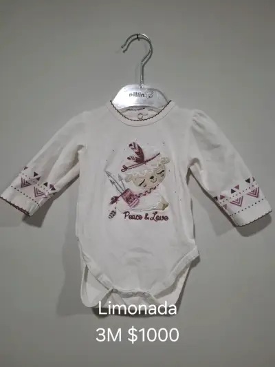 Vendo ropa de bebé niña - miniatura 2
