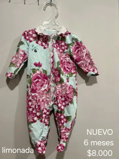 Vendo ropita de bebé niña - miniatura 2