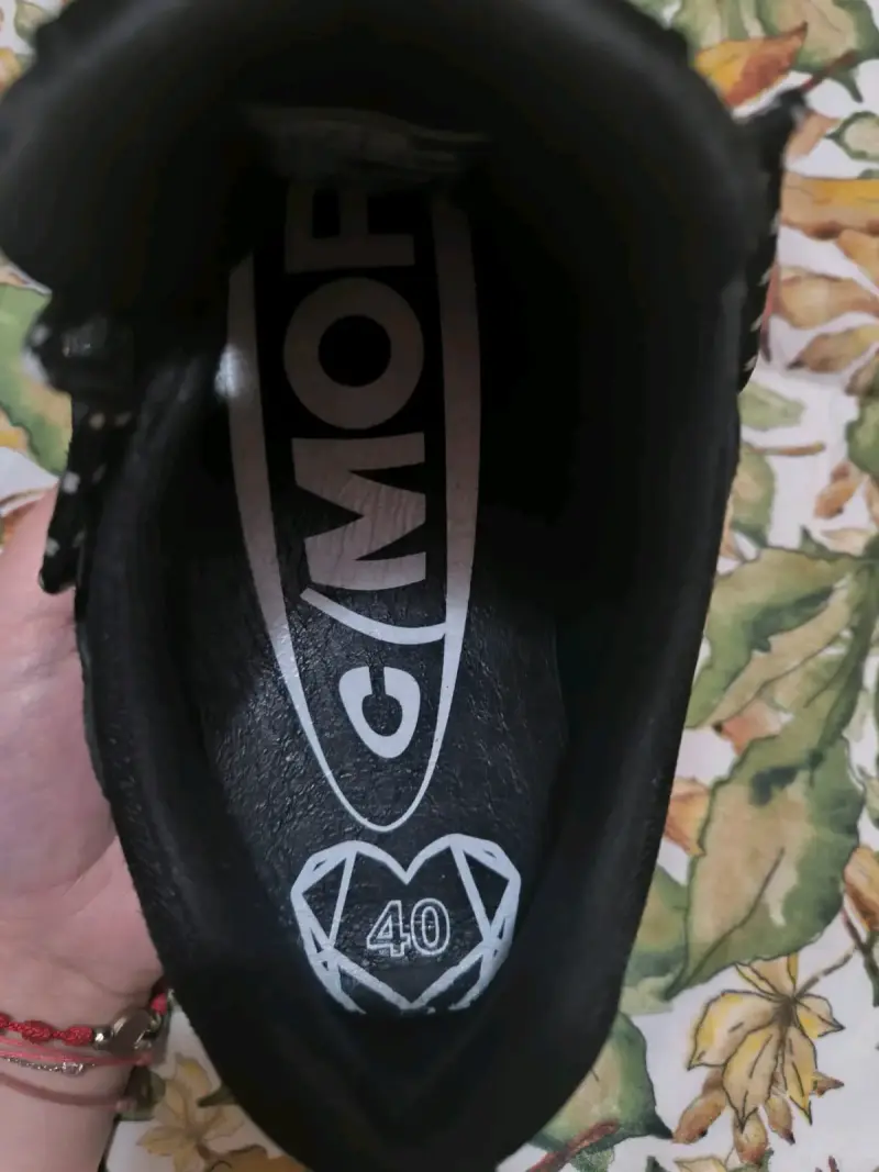 Zapatillas negras C/M deportivas - 2