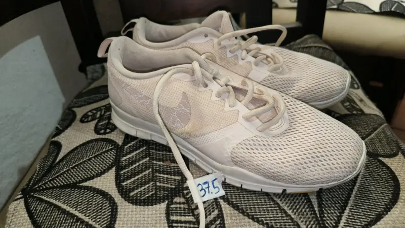 Zapatillas deportivas - 2