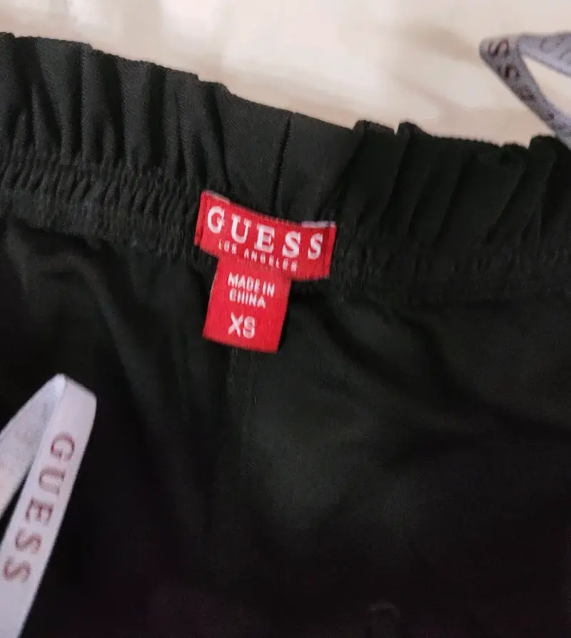 Vestido Guess negro con transparencias - 2
