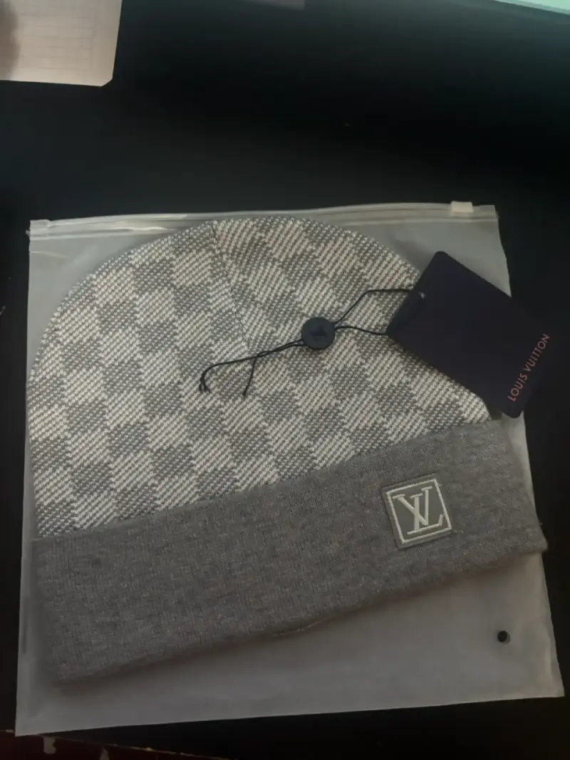 Gorro LV - 1