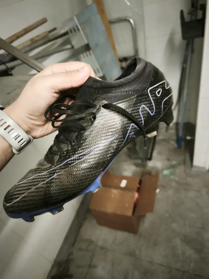 Zapatos de fútbol negros - 1