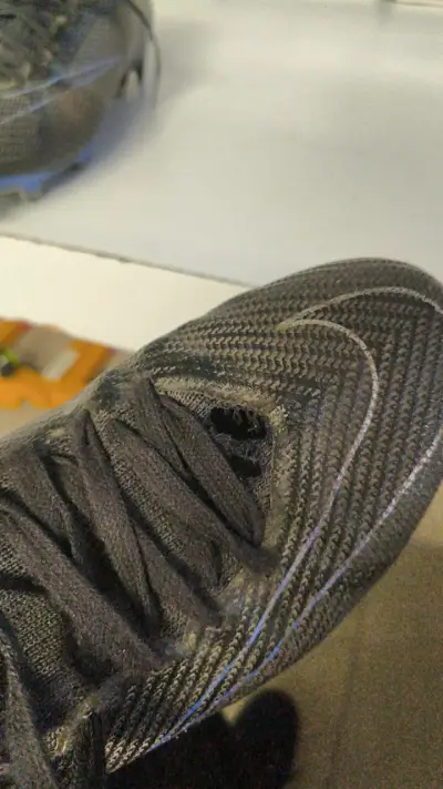 Zapatos de fútbol negros - miniatura 4
