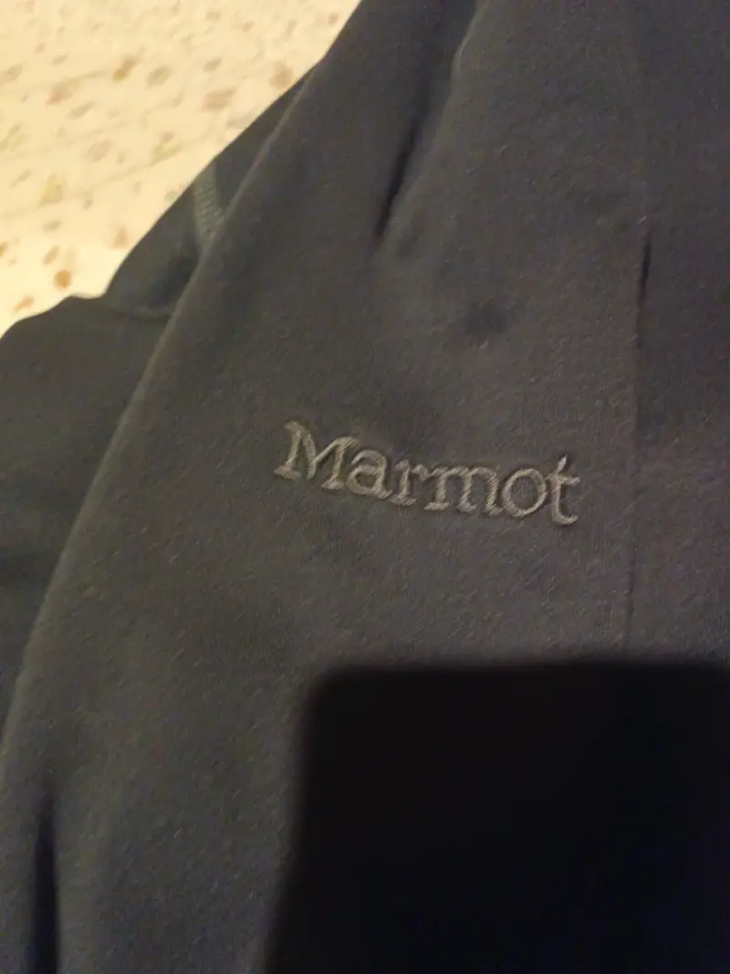 Chaqueta negra deportiva Marmot - 2
