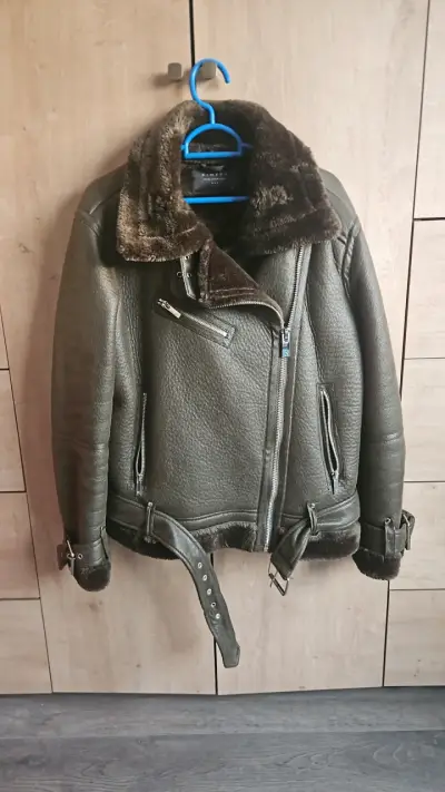 Chaqueta de cuero con forro afelpado - miniatura 1