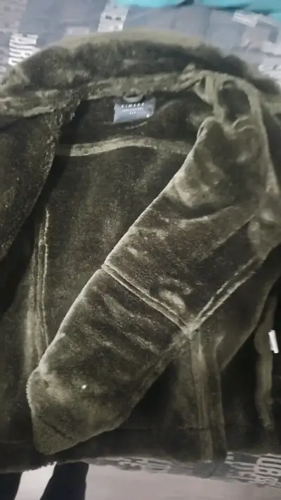 Chaqueta de cuero con forro afelpado - miniatura 2