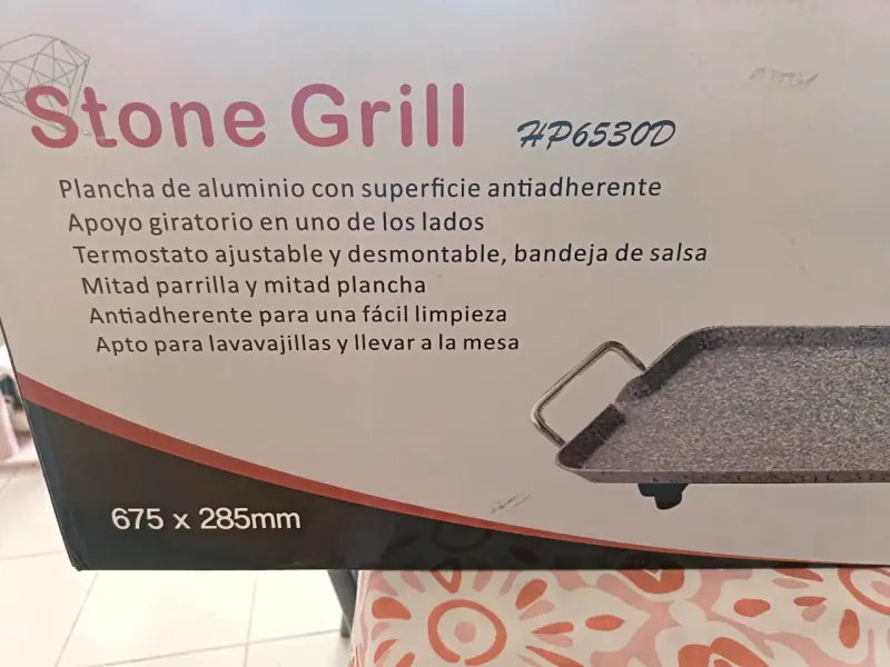 Parrilla eléctrica antiadherente - 2