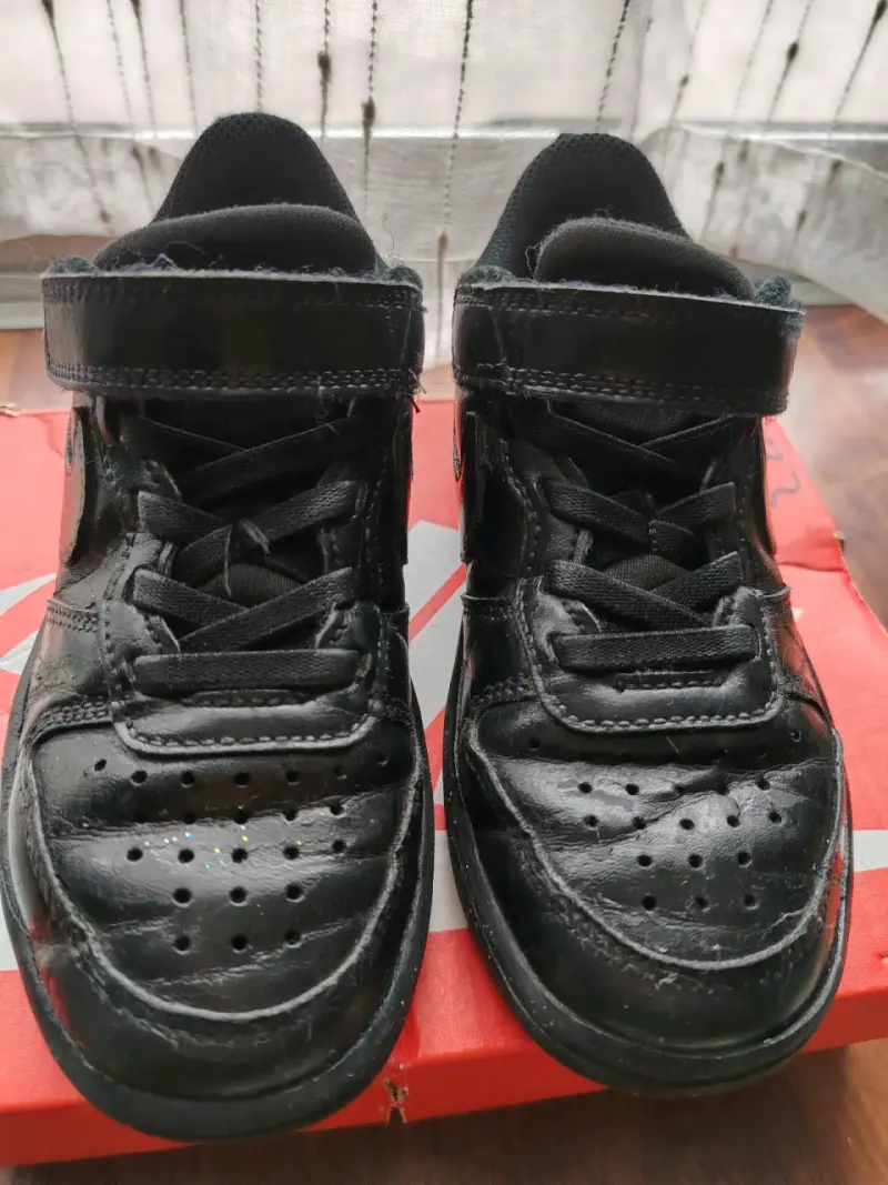 Zapatillas negras de cuero con velcro - 2