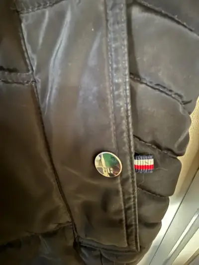 Chaqueta acolchada negra - miniatura 3