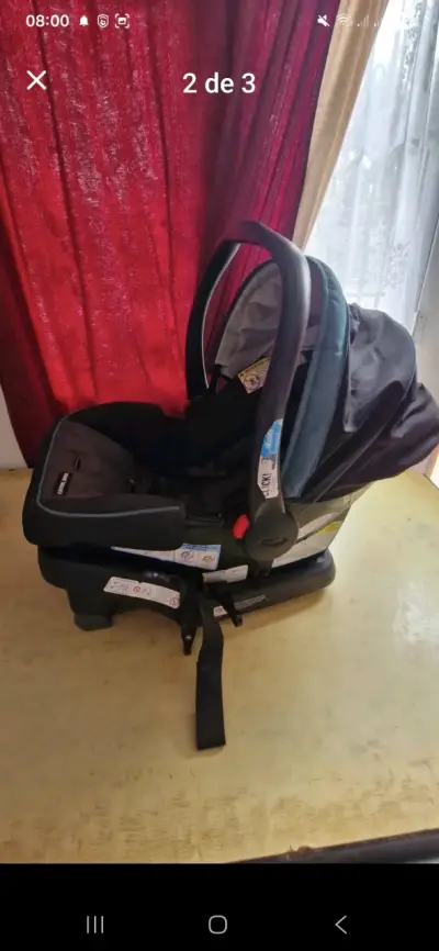 Silla de auto para bebé - miniatura 3