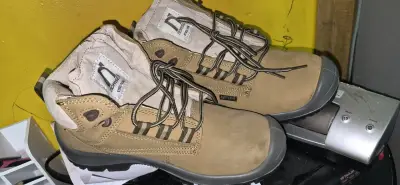 Botas de seguridad beige - miniatura 1