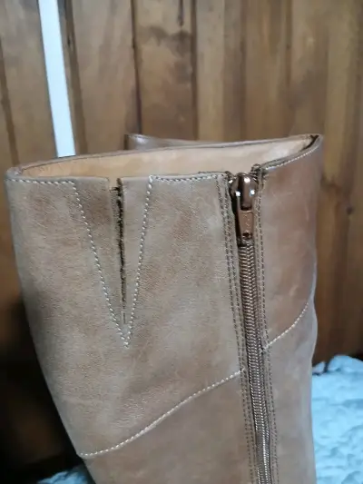 Botas largas de cuero marrón - miniatura 3