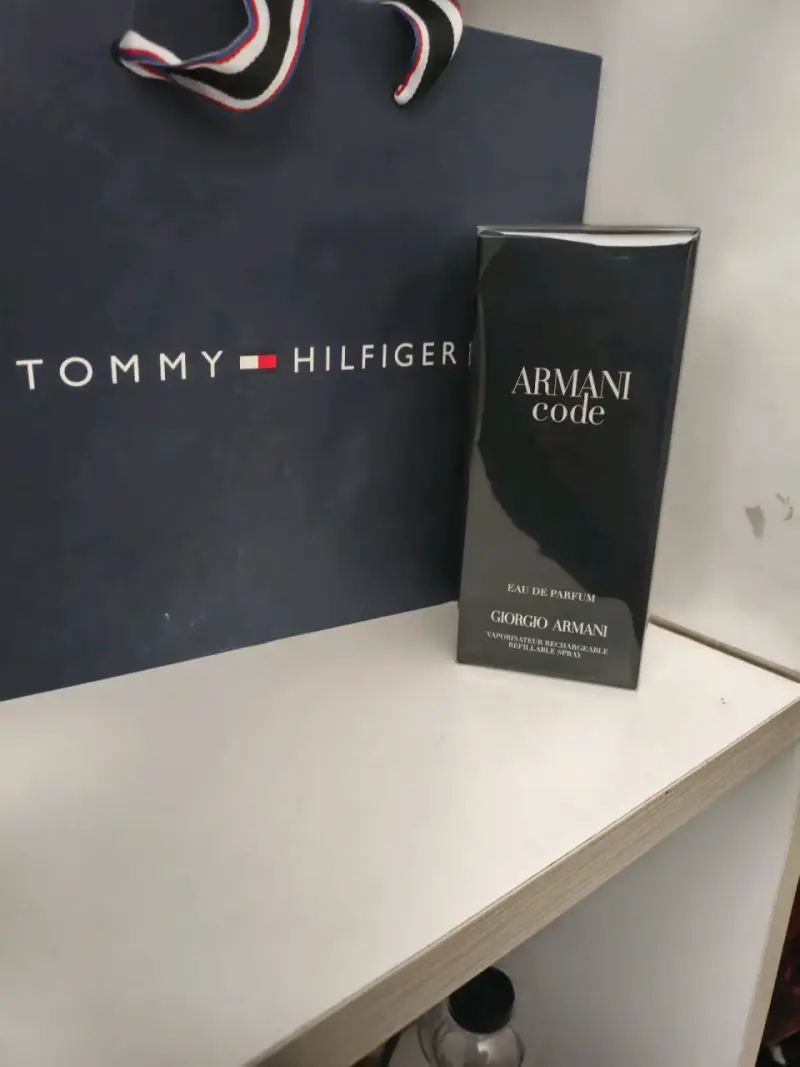 Perfume Armani Code Eau de Parfum