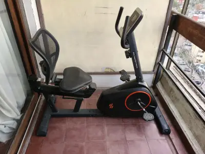 Bicicleta estática reclinada - miniatura 1
