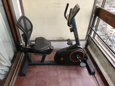 Bicicleta estática reclinada - miniatura 4