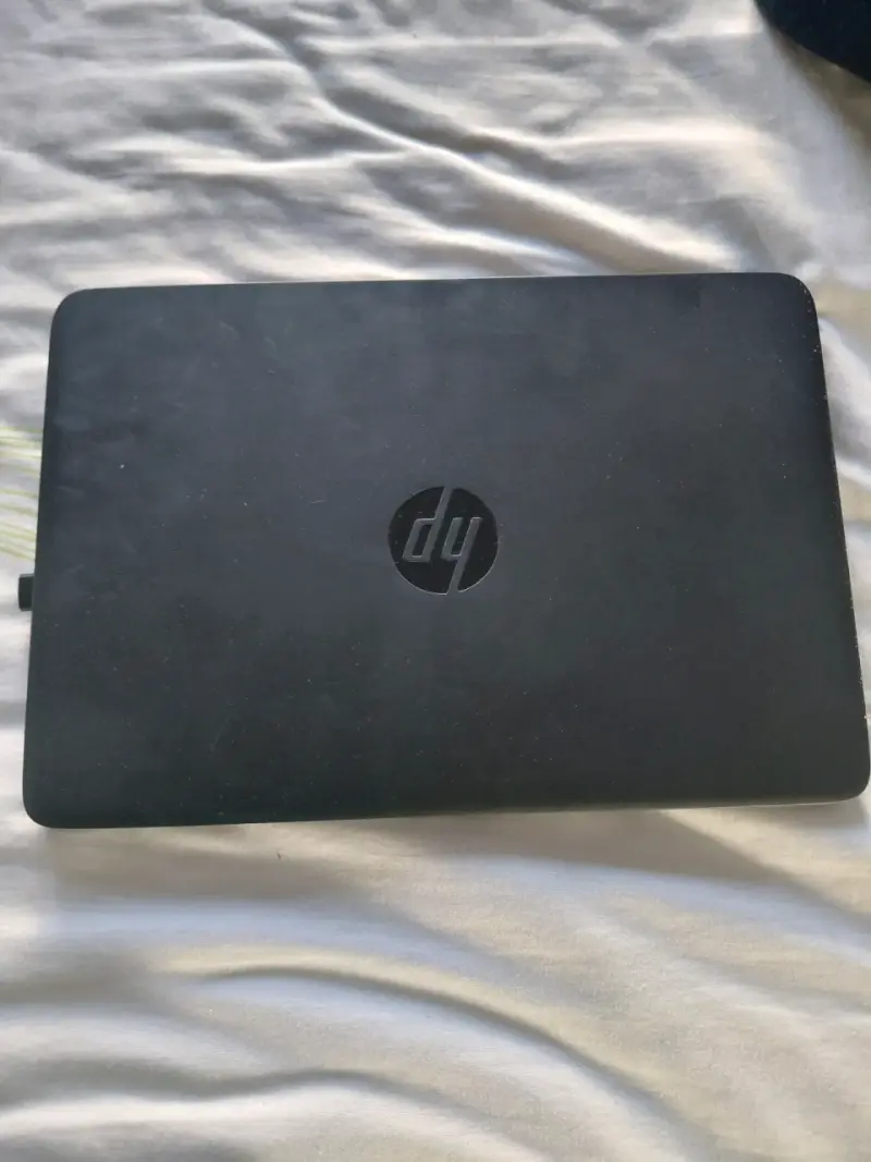 Notebook HP en buen estado - 1