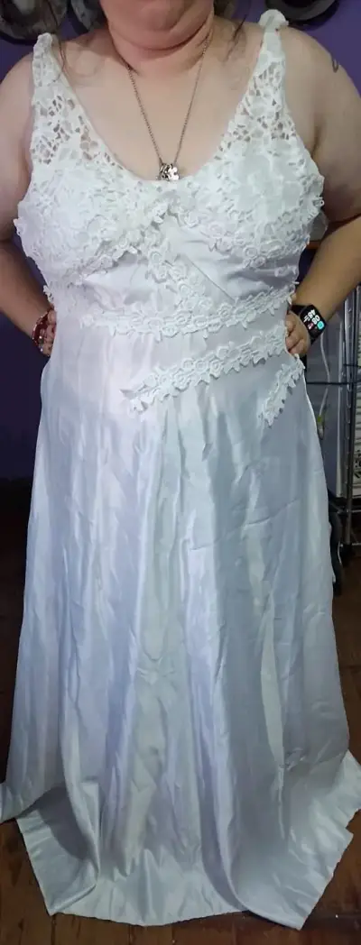 Vestido de encaje blanco novia - miniatura 1