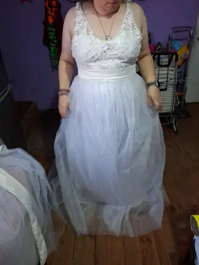 Vestido de encaje blanco novia - miniatura 4