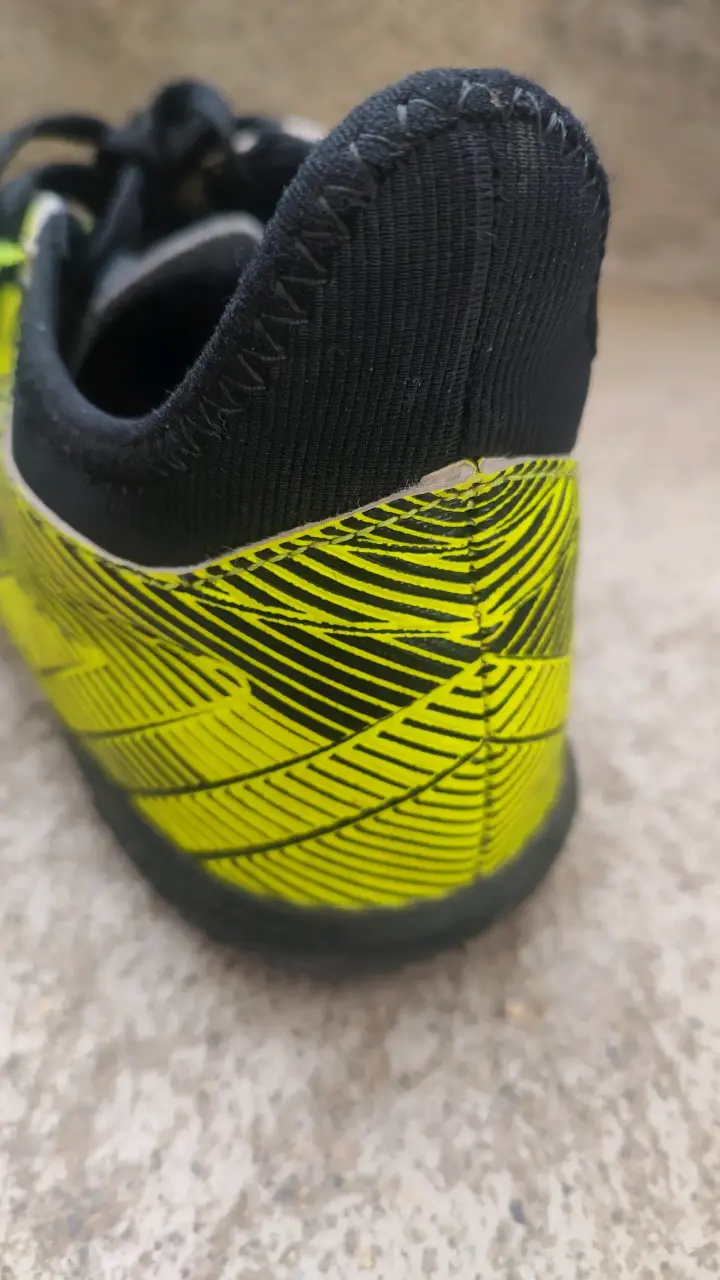 Zapatillas deportivas Umbro amarillas - 4