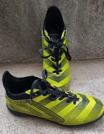 Zapatillas deportivas Umbro amarillas - miniatura 5