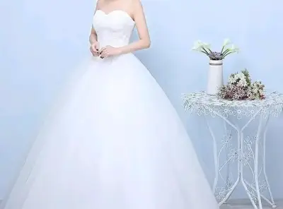 Vestido de novia blanco encaje - miniatura 3