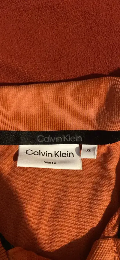 Polera Calvin Klein naranja XL - miniatura 1