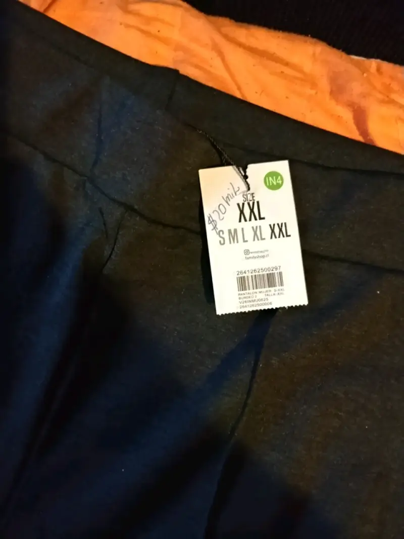 Pantalones negros nuevos - 2