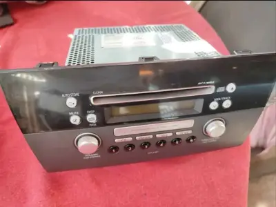 Radio Suzuki Swift original 2005-2010 - miniatura 2