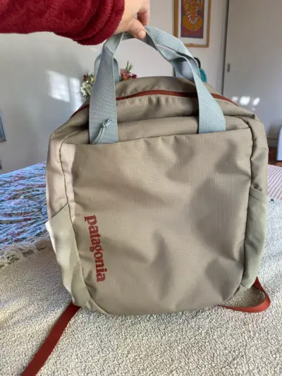 Mochila Atom Tote Pack Patagonia - miniatura 1