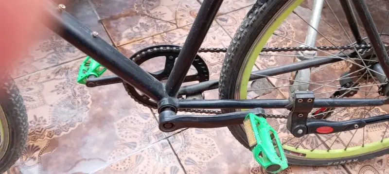 Bicicleta mountain bike negra - 2