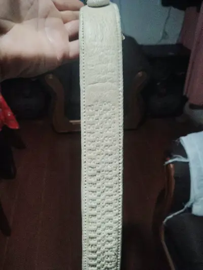 Cinturón de cuero trenzado beige - miniatura 3