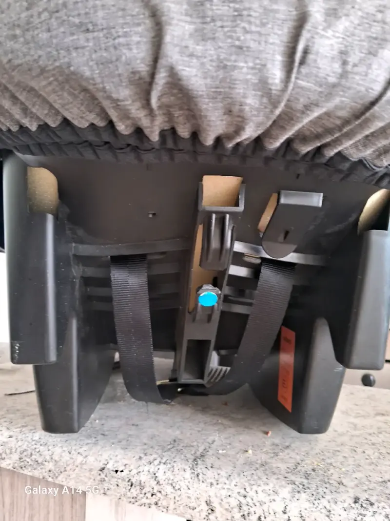 Silla de auto para bebé gris - 3