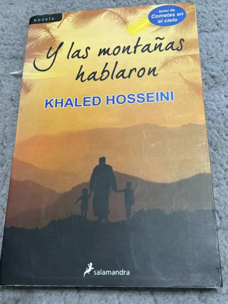 Libro 'Y las montañas hablaron' - 1