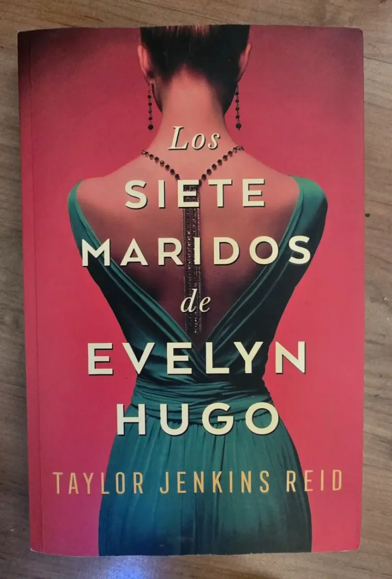 Libro Los siete maridos de Evelyn Hugo