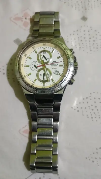 Reloj Casio Edifice acero inoxidable - miniatura 1